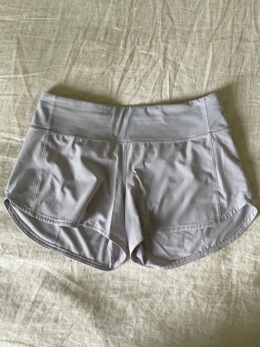 Lululemon Women's Active Running Shorts - Light Lavender